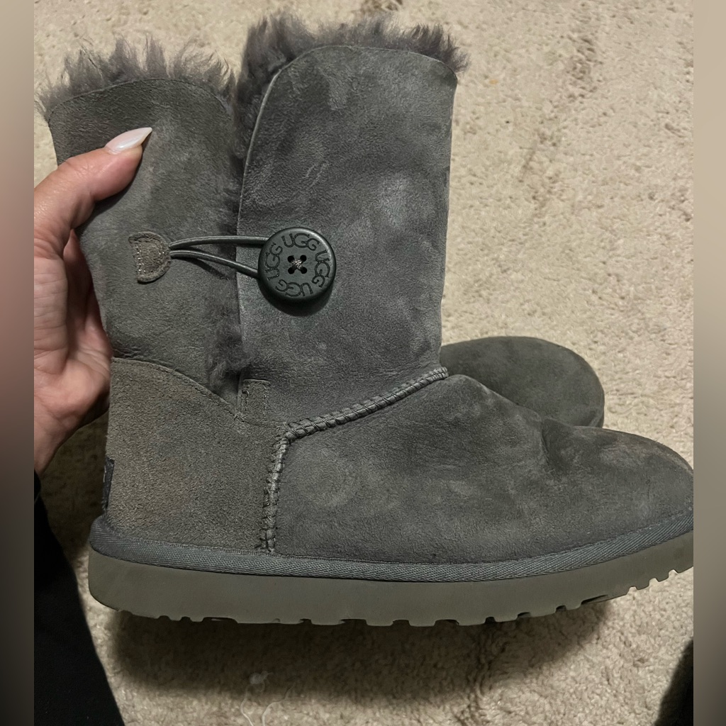 Grey Bailey Button Uggs